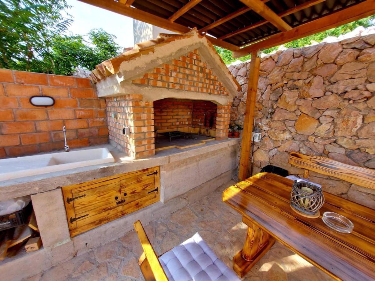 Holiday House Pag Zubovići Exteriér fotografie
